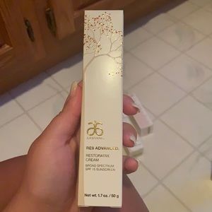 re9 advanced restorative cream